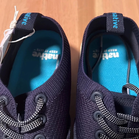 Native Unisex Jefferson Plimsoll . Size 4 - Picture 6 of 8